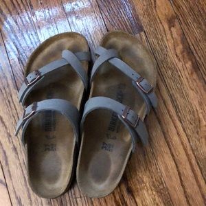 Birkenstock Mayari Sandal (Price is Firm)